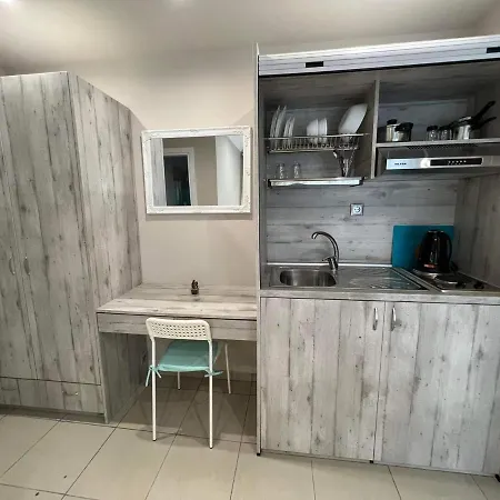 Atlantis Apartment *